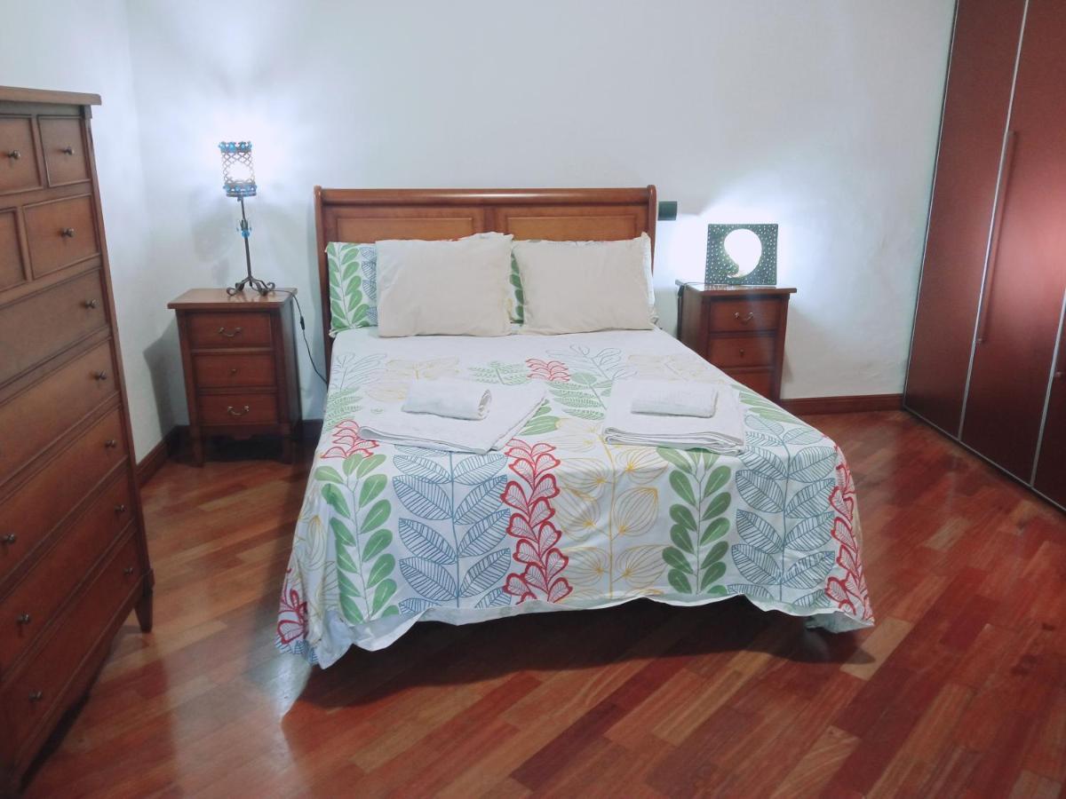 Apartamentos La Almena Caceres Bagian luar foto